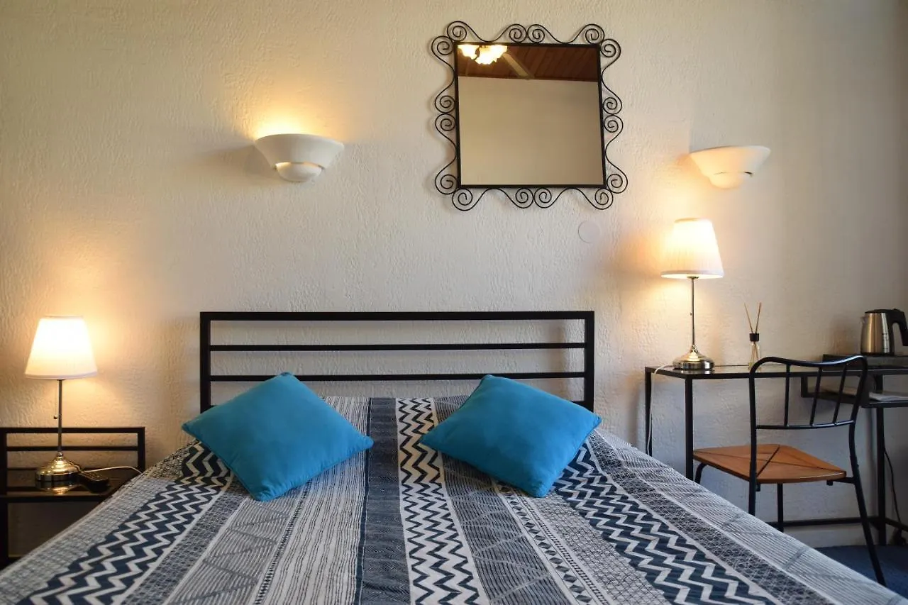 Saint-Raphaël Nouvel Hotel 2*,  צרפת