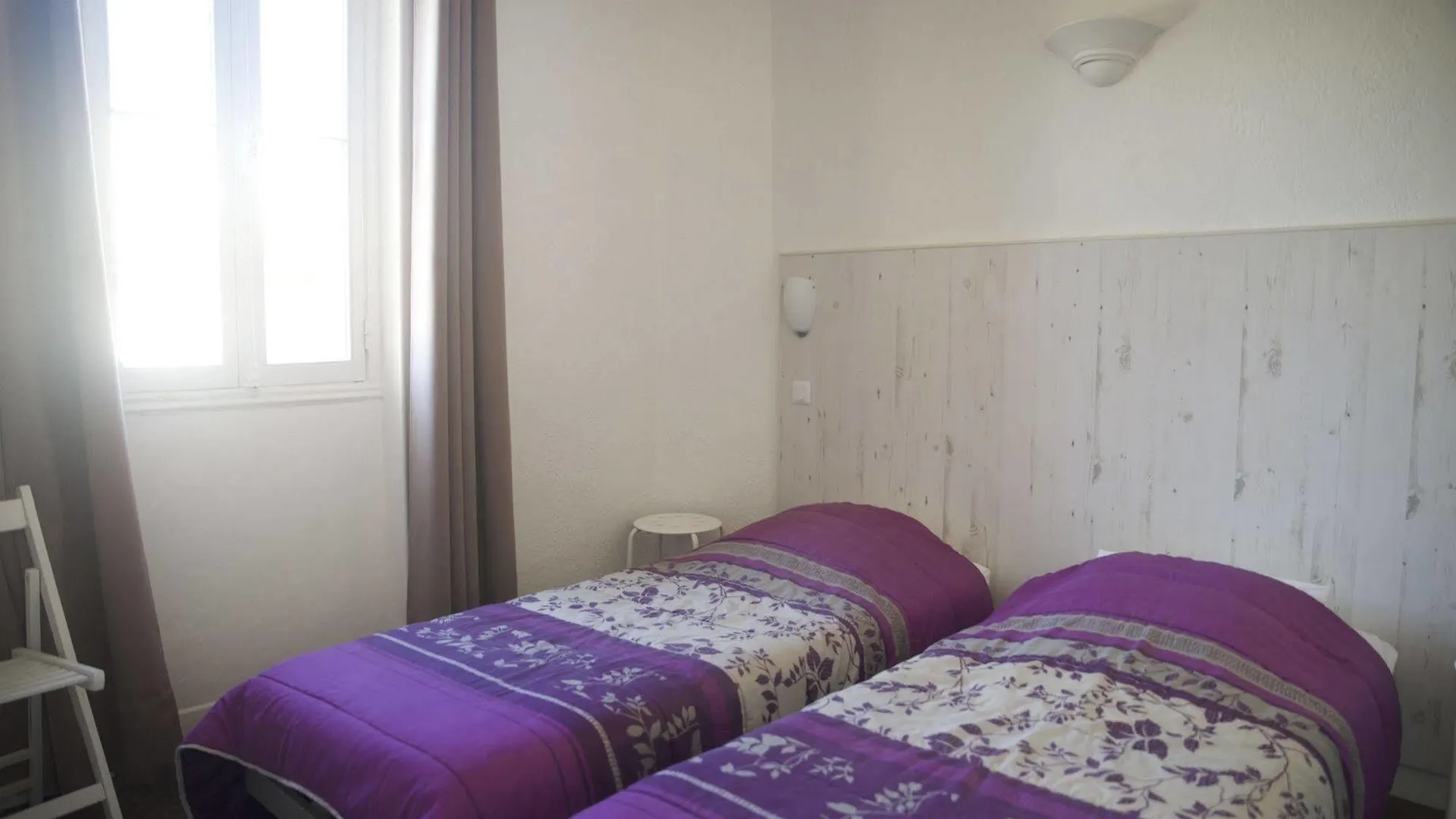 Saint-Raphaël Nouvel Hotel 2*,  צרפת