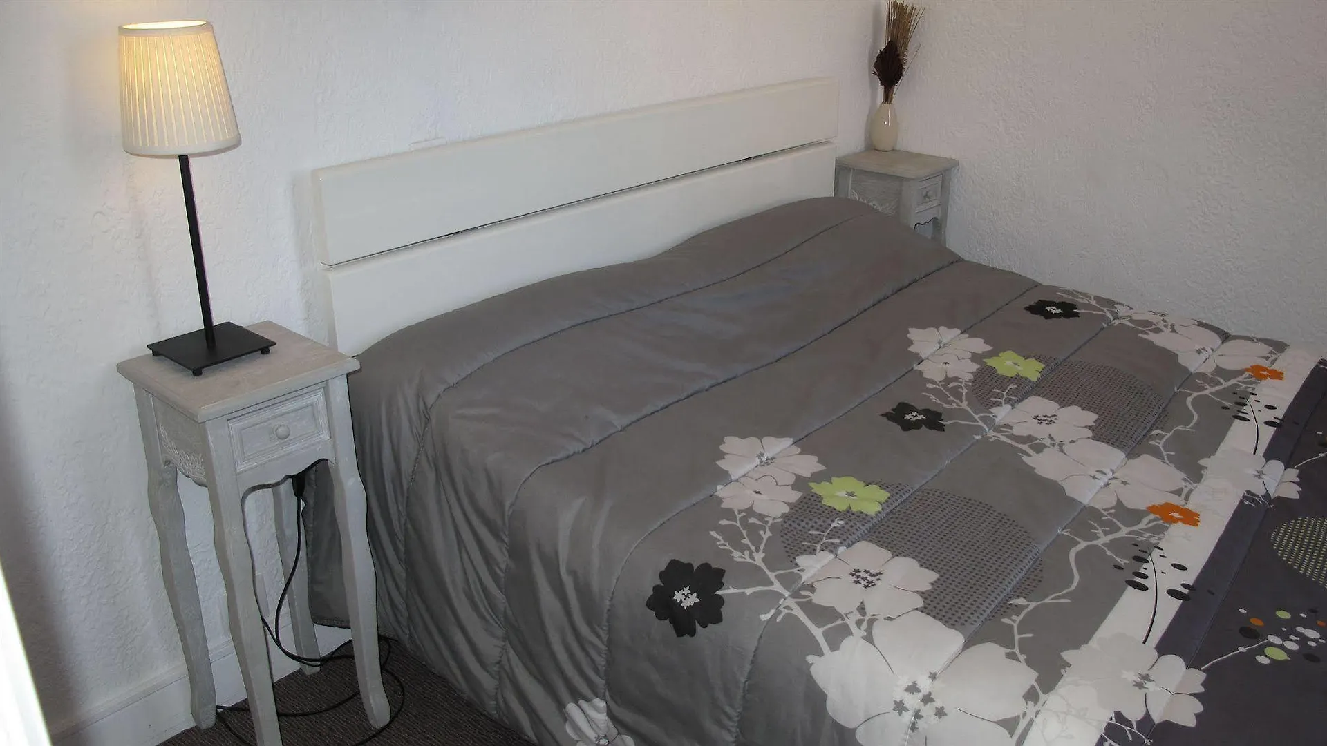 **  Nouvel Hotel Saint-Raphael  France